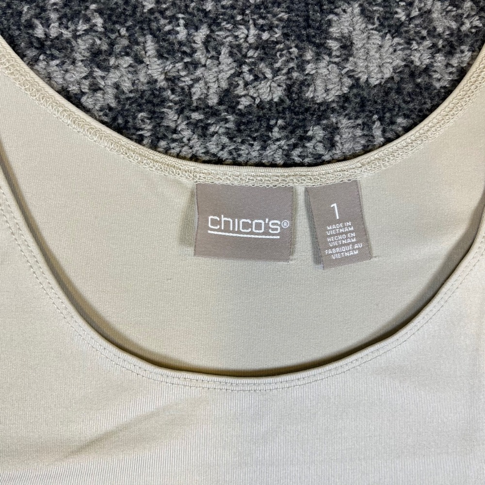 Chico's Tank Top Womens Size 1 Beige Microfiber Scoop Neck Sleeveless Stretch - Picture 3 of 8